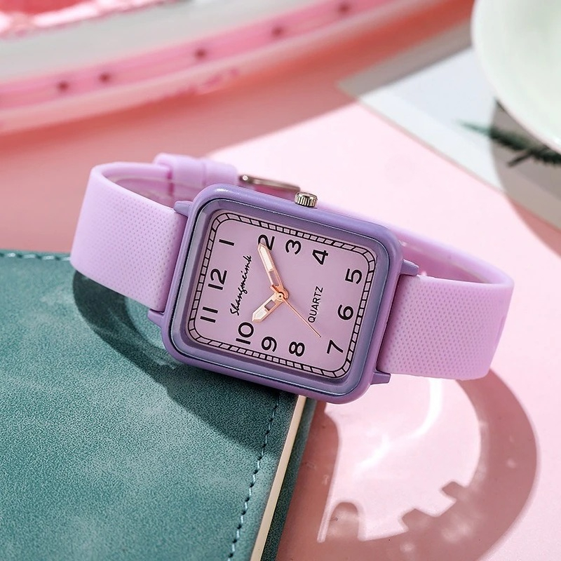 Silicone Band Women - นาฬิกาควอตซ์ผู้หญิง หน้าปัดทรงสี่เหลี่ยม สายซิลิโคน นาฬิกาข้อมือผู้หญิง ของขวัญสำหรับสาวๆ